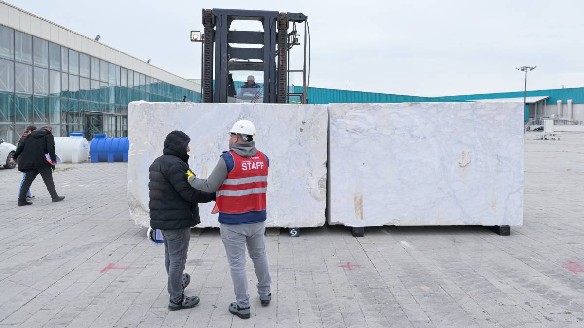 İki Eyfel Kulesi ağırlığındaki 20 bin ton blok taş! Türkiye’nin en büyük fuar alanında sergilenecek