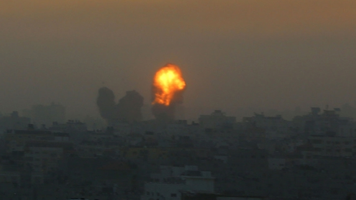 İsrail, Suriye'ye hava saldırısı düzenledi