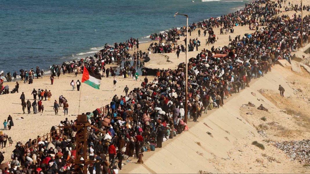 İsrail, katliam ve zorunlu göçle Gazze'nin demografik yapısını yıkıyor