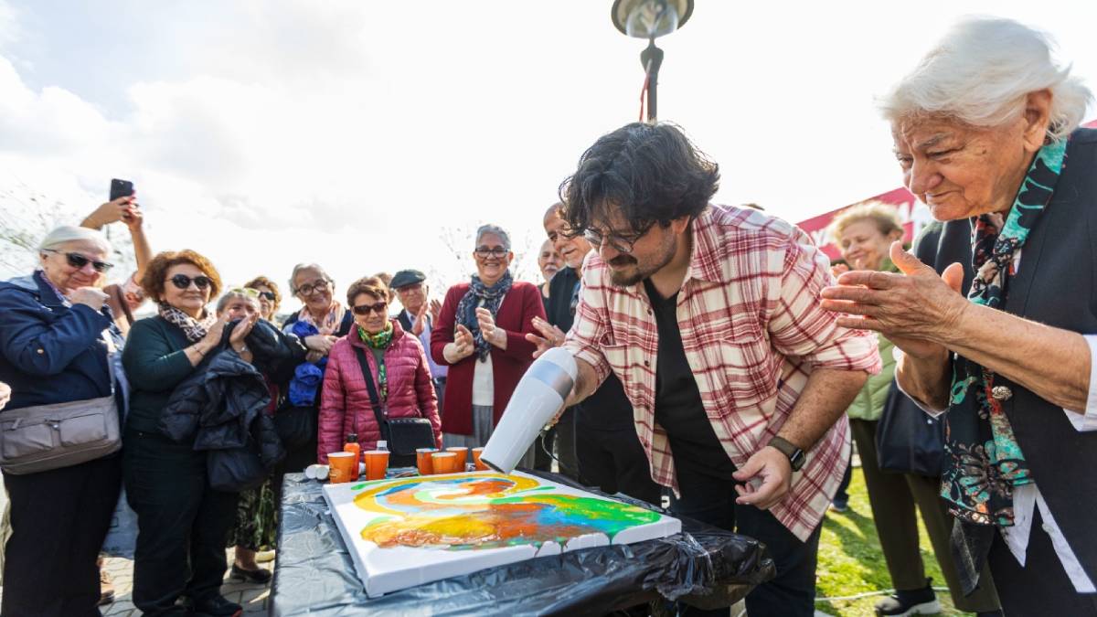 Gençlerin enerjisi, büyüklerin tecrübesi buluştu! Bu turnuvada nesiller arası dostluk kazandı