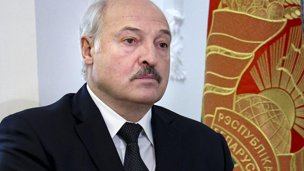 Lukaşenko, Belarus'ta yeni dönem cumhurbaşkanlığı için yemin etti