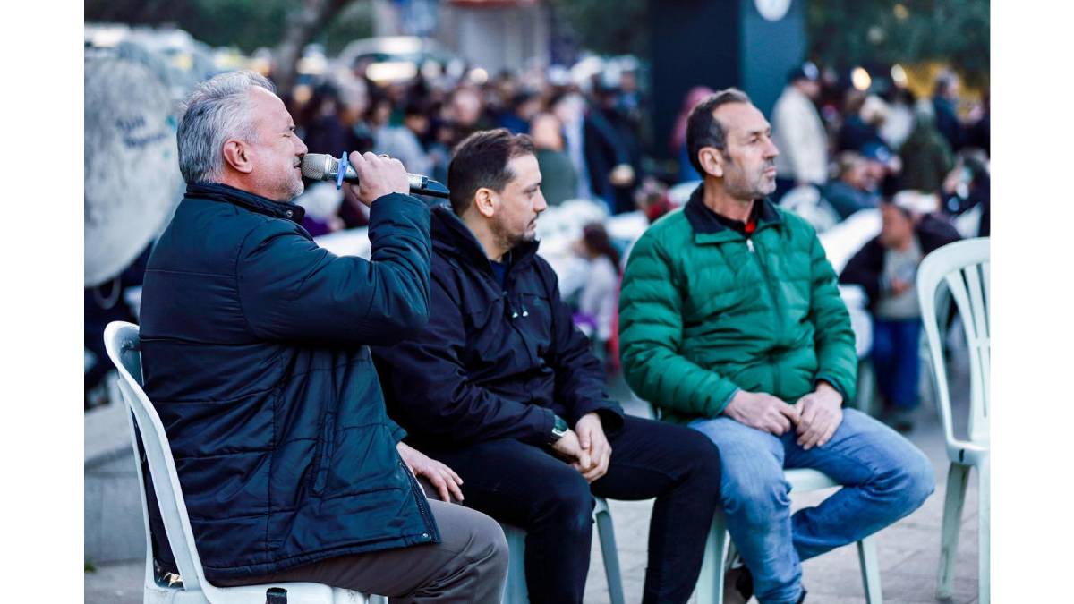 Kadir Gecesi iftarında Burhaniyeliler Cumhuriyet Meydanı’nda buluştu
