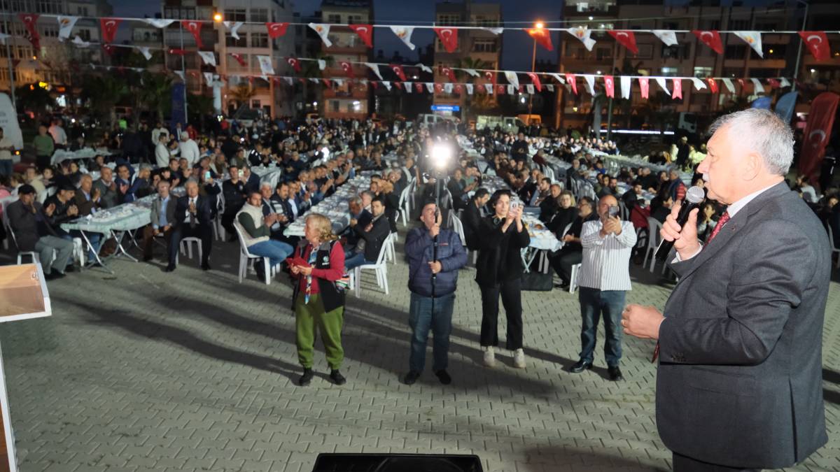 Karataşlılar, Büyükşehir iftarında bir araya geldi