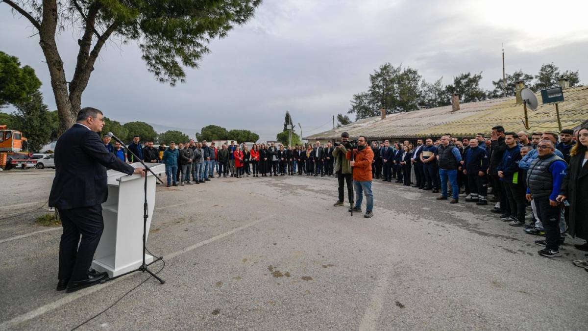 Başkan Tugay’dan personele umut mesajı