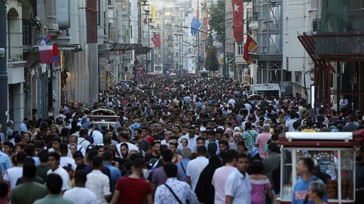 Çalışan-emekli dengesinde alarm zilleri: 1,5 çalışan 1 emekliye yetmiyor