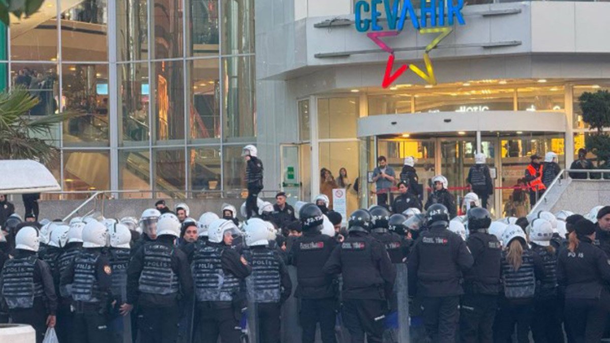 İstanbul Barosu duyurdu: Cevahir AVM önünde 3 avukat gözaltına alındı