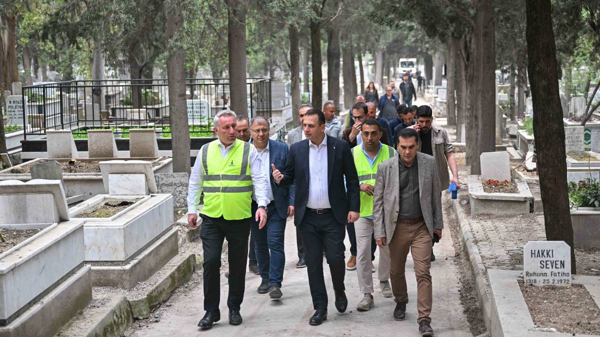 Bornova ve Büyükşehir Belediyesi iş birliğiyle temizlik ve bakım