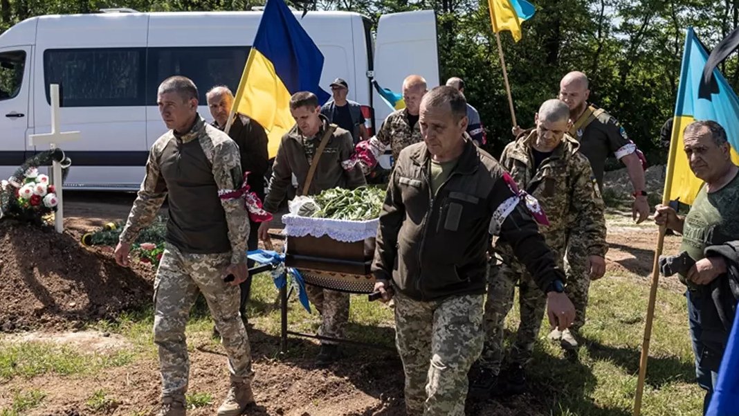 Rusya, savaşta yaşamını yitiren 909 Ukraynalı askerin cenazesini iade etti