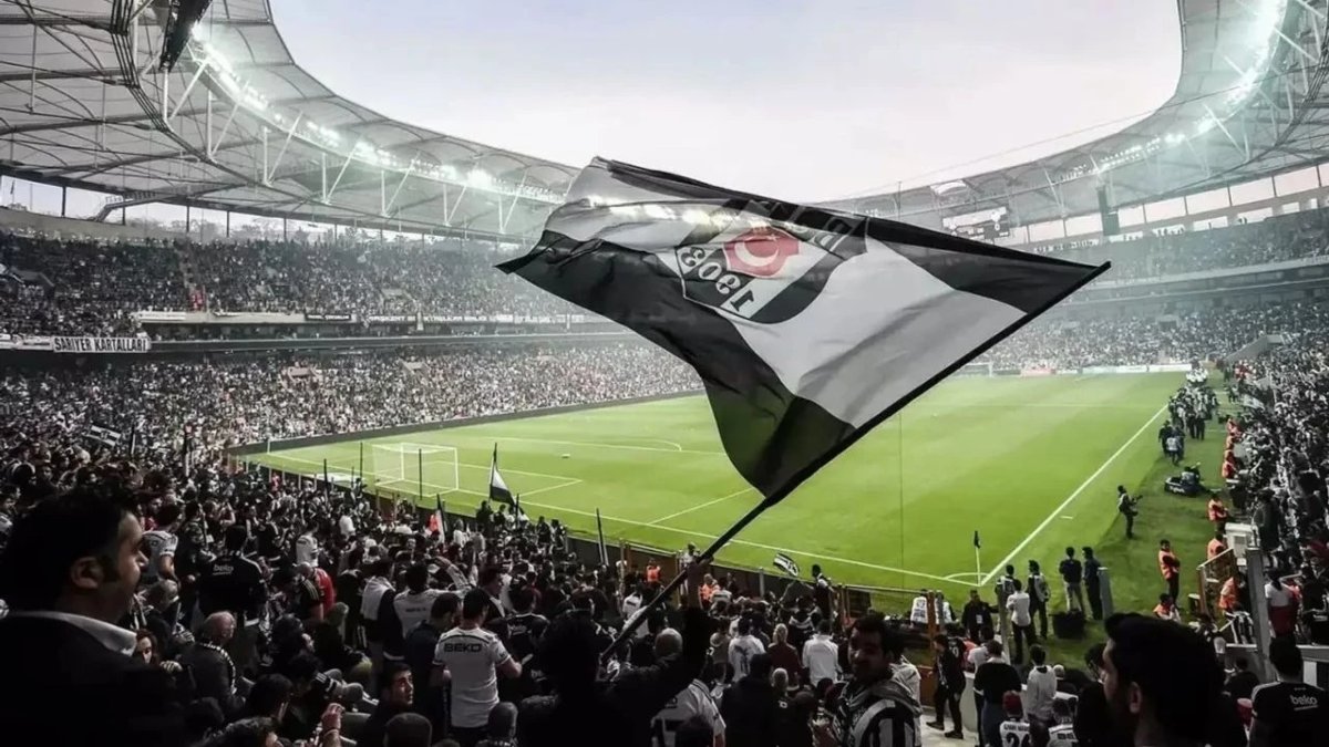 Beşiktaş, Dolmabahçe'de taraftarı önünde Galatasaray'a karşı avantajlı