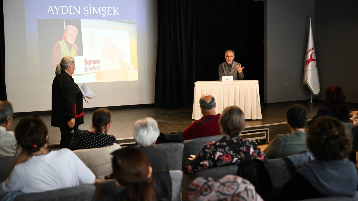 Bornova’da Kütüphane Haftası söyleşiyle başladı