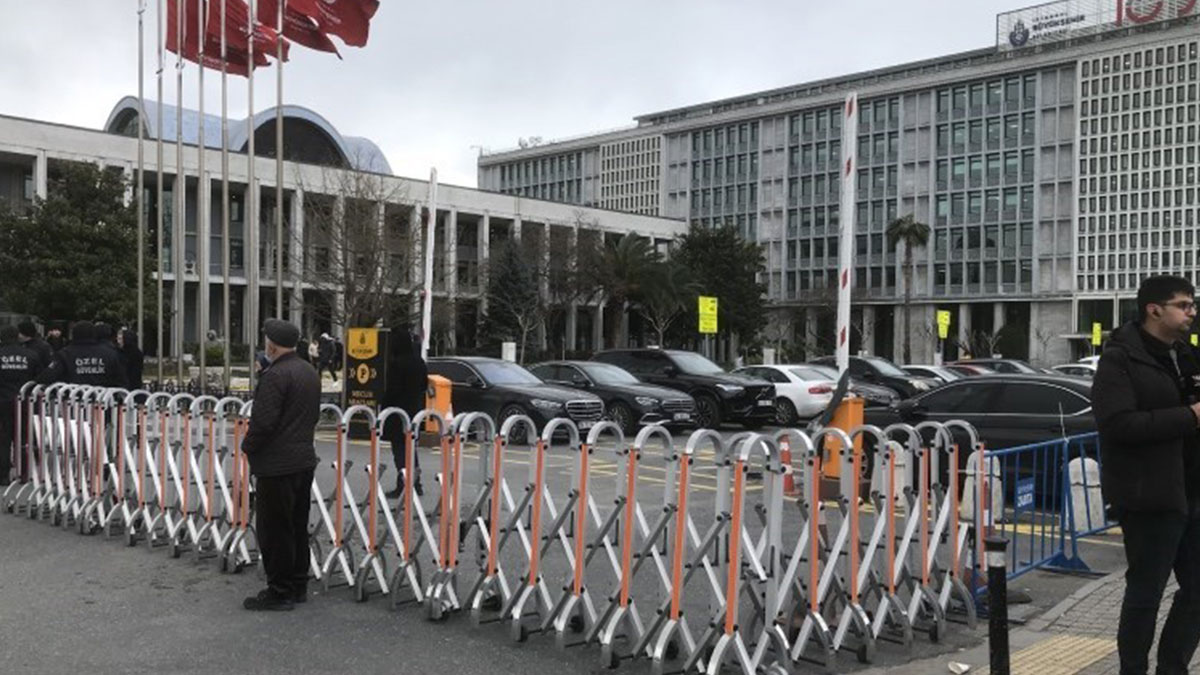 İBB'den 'paravan şirket' ve 'veri satma' iddialarına yalanlama