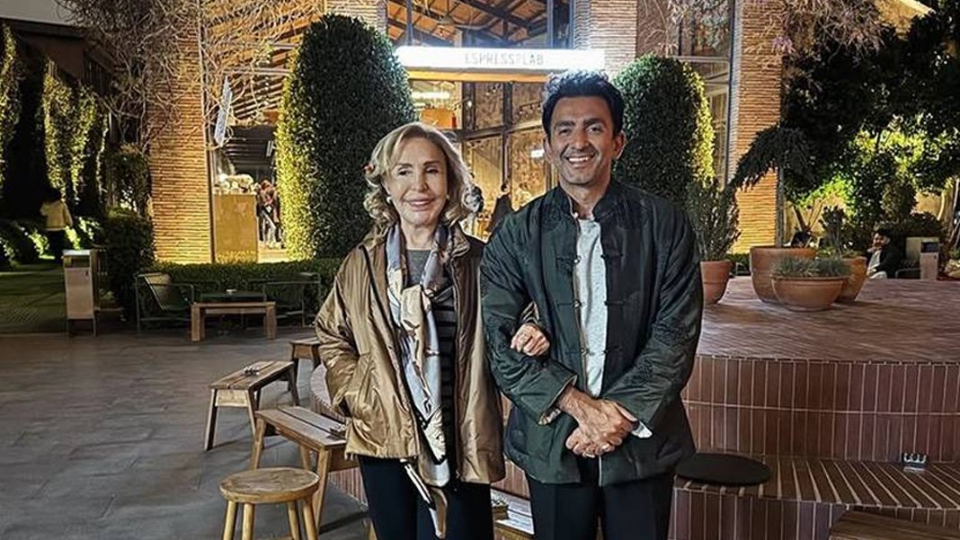 Ali Koç'un annesi Çiğdem Simavi'den boykot listesindeki EspressoLab ziyareti