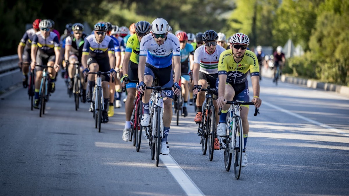 AKRA Gran Fondo’da pedallar dostluk için dönecek