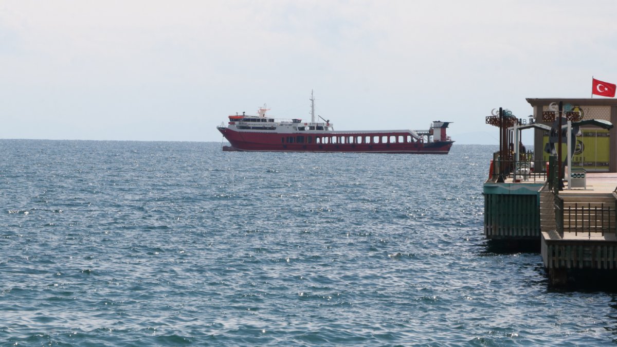 Tekirdağ'da deniz ulaşımına poyraz engeli