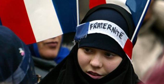Fransa'da, Müslümanlara 
saldırılar yüzde 25 arttı