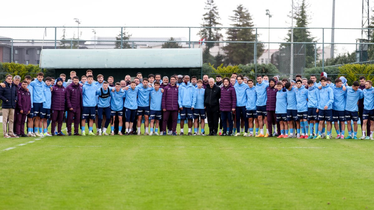 Trabzonspor'dan 19 yaş altı bordo-mavili takıma ziyaret