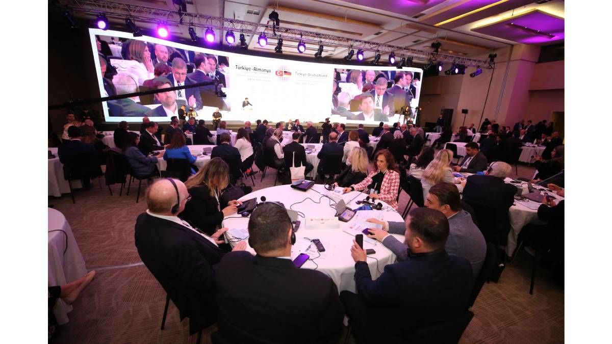 Başkan Ünsal’dan Türkiye-Almanya Kardeş Şehirler Zirvesi’nde ‘adalet’ çağrısı