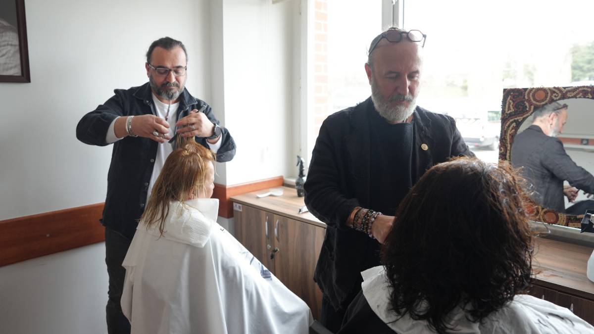 Büyükşehirden otizmli çocukların annelerine moral desteği! Anneler hem dinlendi hem sosyalleşme imkanı buldu