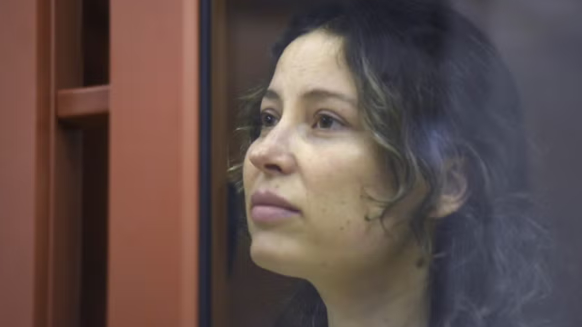 Ukrayna'ya bağış yaptığı için tutuklanmıştı: ABD'li kadın Rusya-ABD esir takasıyla serbest bırakıldı