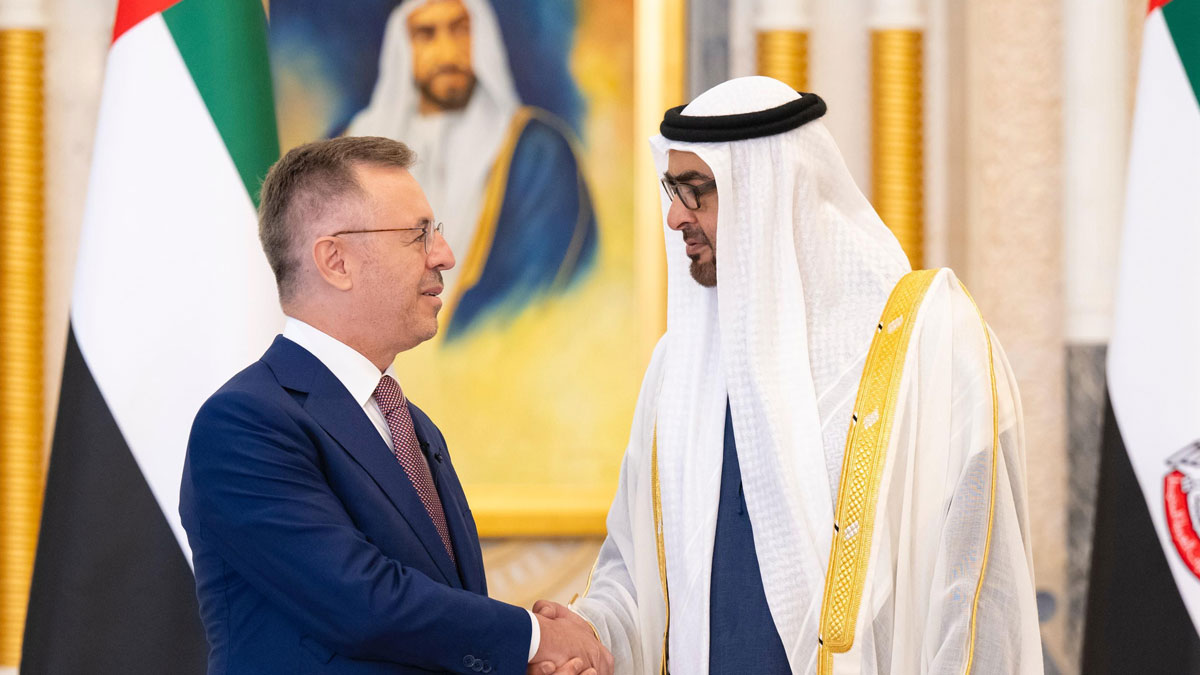 Abu Dabi Büyükelçisi Göktaş, BAE Devlet Başkanı'na güven mektubunu sundu