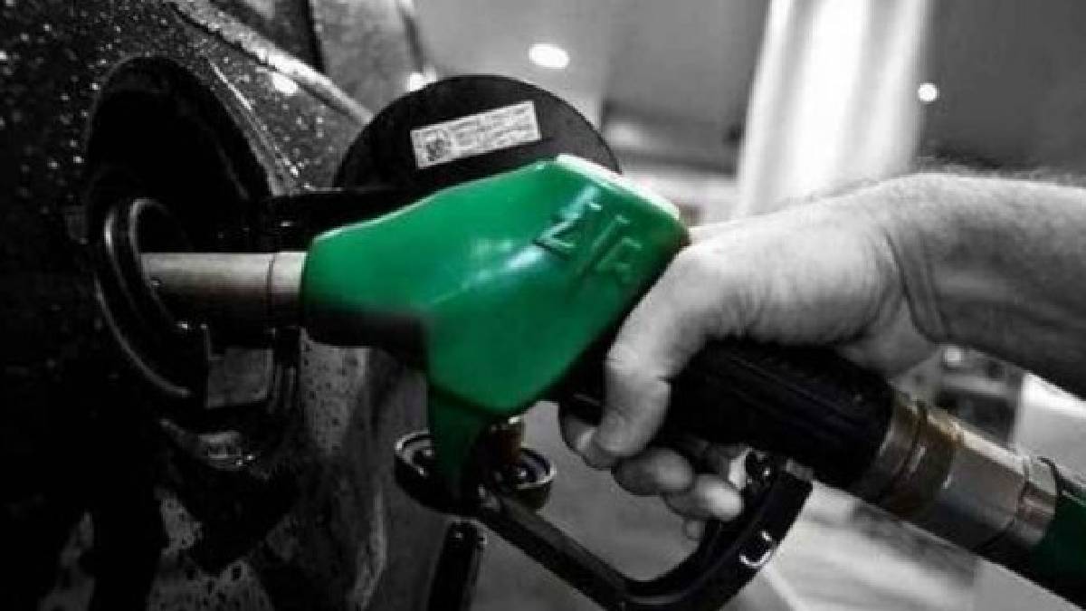 Perşembe günü sürücüler pompa şoku yaşayacak! Benzinde zam haberi geldi: Tabelalar bir anda değişecek