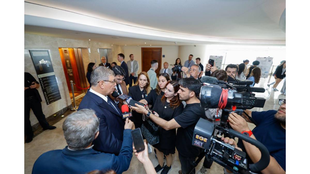 Başkan Tugay: Amaç belediye ile kulüplerin arasını bozmak