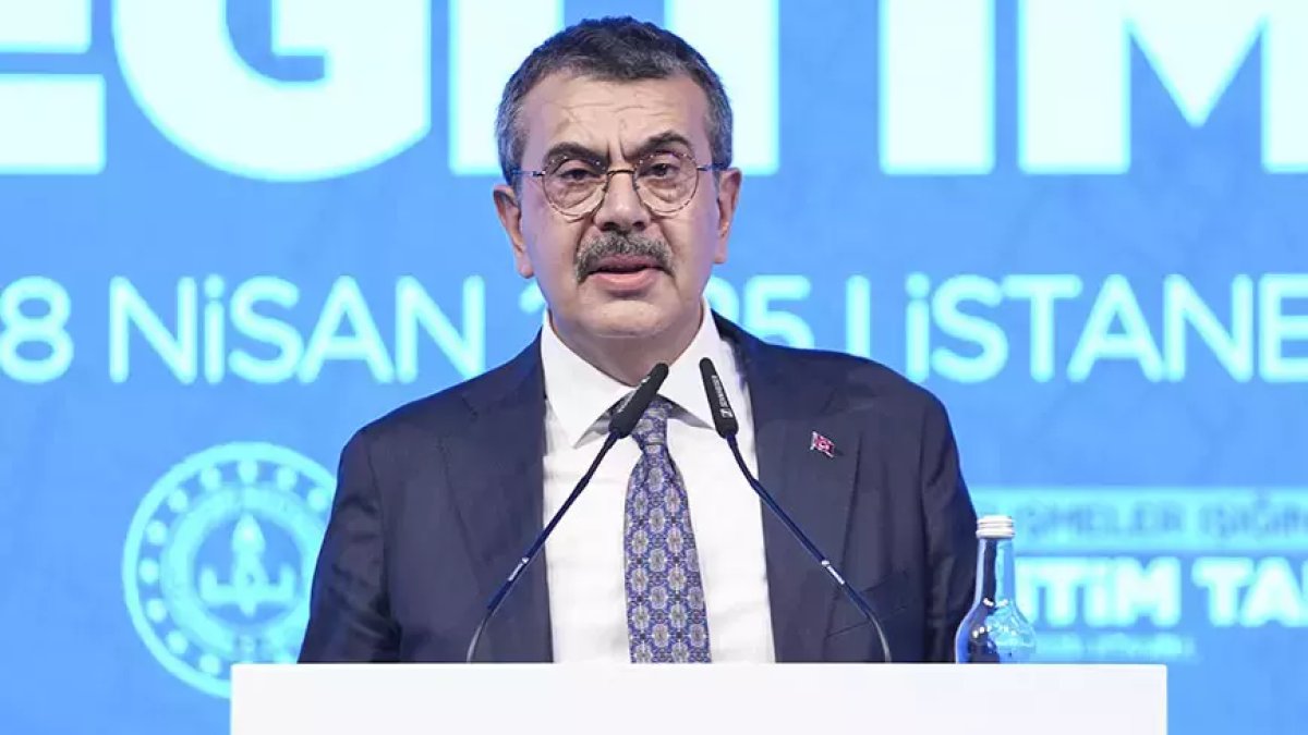 Tekin: Saklı belgeler dijital ortama aktarılıyor