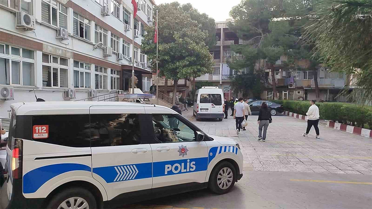 Kemalpaşa Belediyesi'ne 'Gülşen' soruşturmasına 2 tutuklama