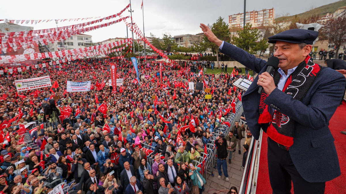 Özel'den Erdoğan'a: Dolduramadığın Yozgat meydanını biz doldurduk
