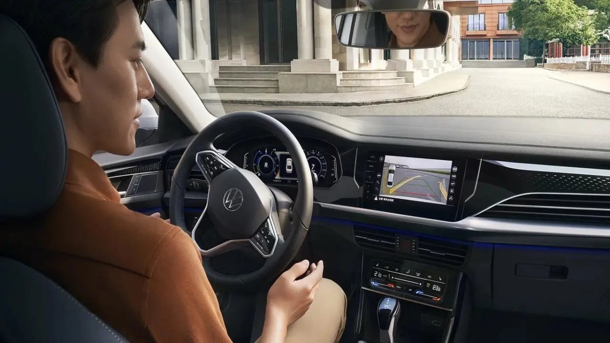 Uygun fiyata Volkwagen Passat! O modelini tanıttı: Tek paket ile satışa sunuldu