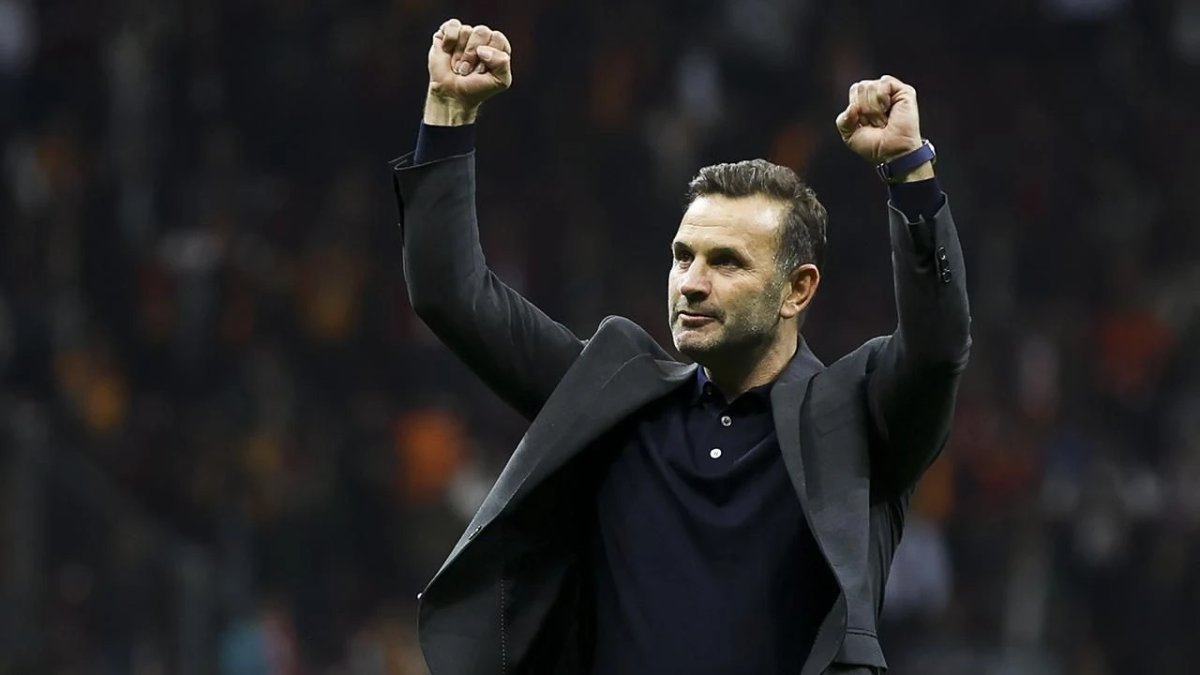 Okan Buruk Galatasaray tarihine geçti: Efsaneler arasında yerini aldı