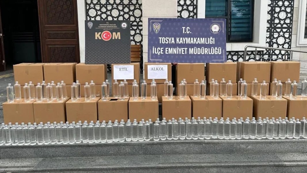 Kastamonu'da bin litre etil alkol operasyonu