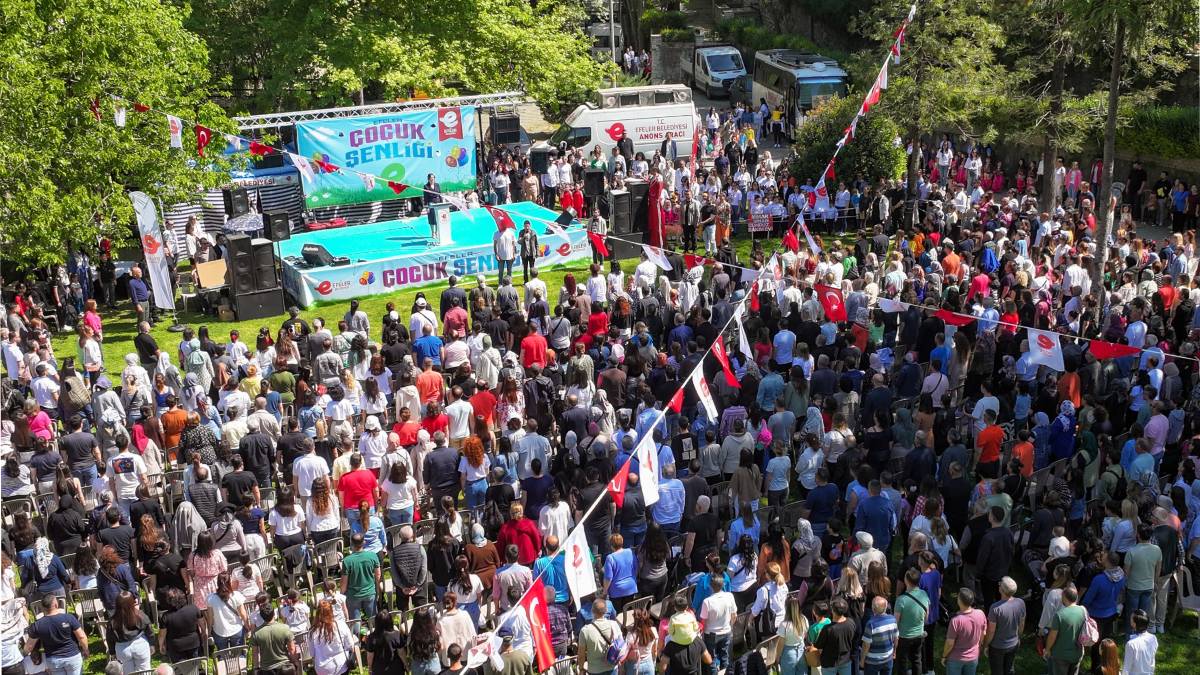 Efeler’in Çocuk Şenliği’ne binler akın etti