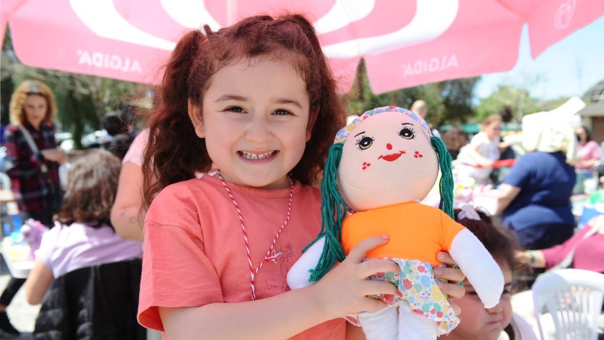 Karşıyaka’da 23 Nisan coşkusu başladı! Çocuklar takas pazarında buluştu