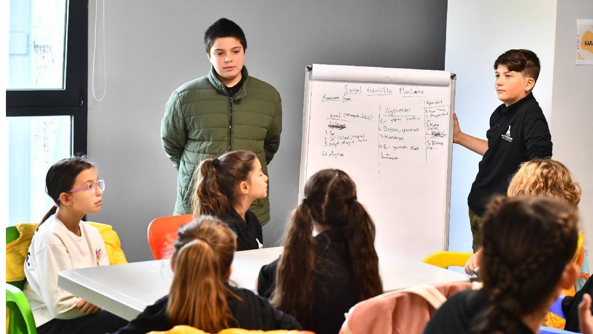 İzmirli çocuklar, kentin geleceğini şekillendiriyor