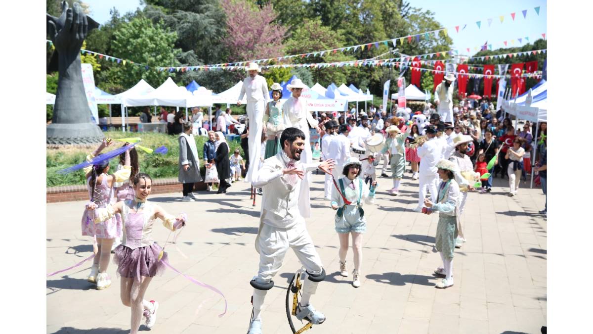 Kadıköy’de 23 Nisan Şenliği