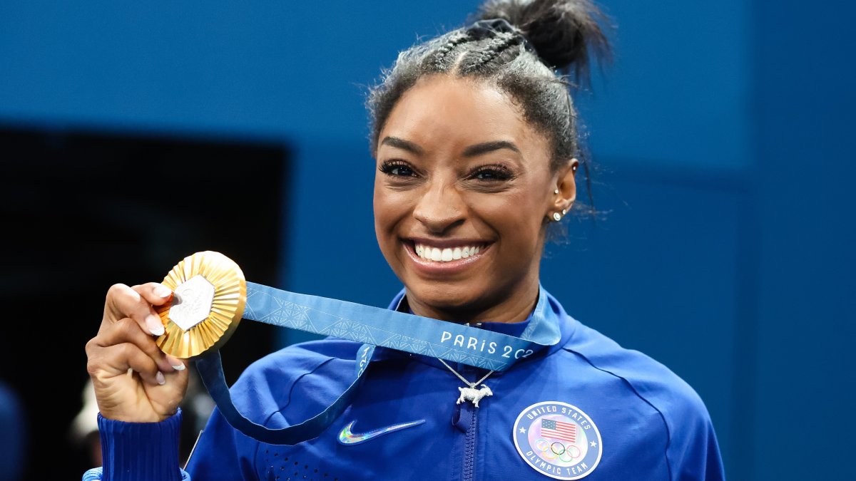 2024 yılının en iyi sporcusu Simone Biles: 25. Laureus Ödülleri gecesi