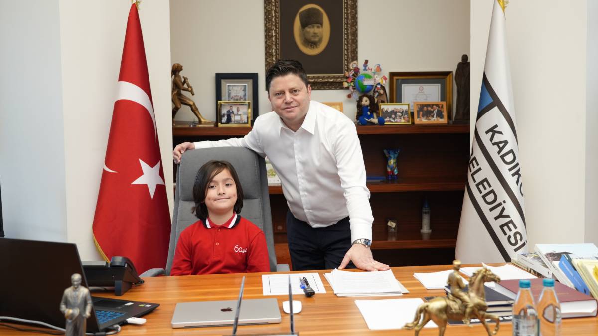 Başkanlık koltuğu çocuklara emanet