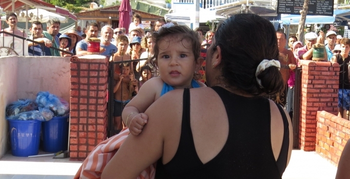 Unutulan bebek, İngiltere'de de manşet oldu