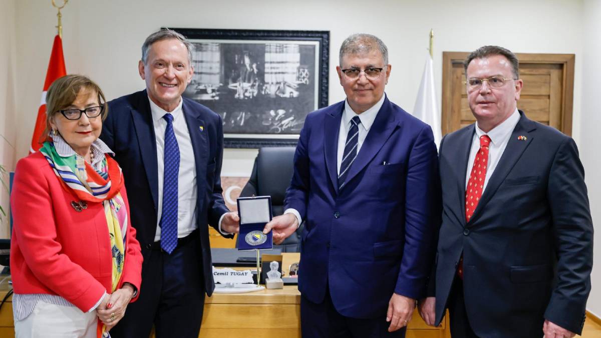 Başkan Tugay’dan Bosna-Hersek’e 94. İEF daveti