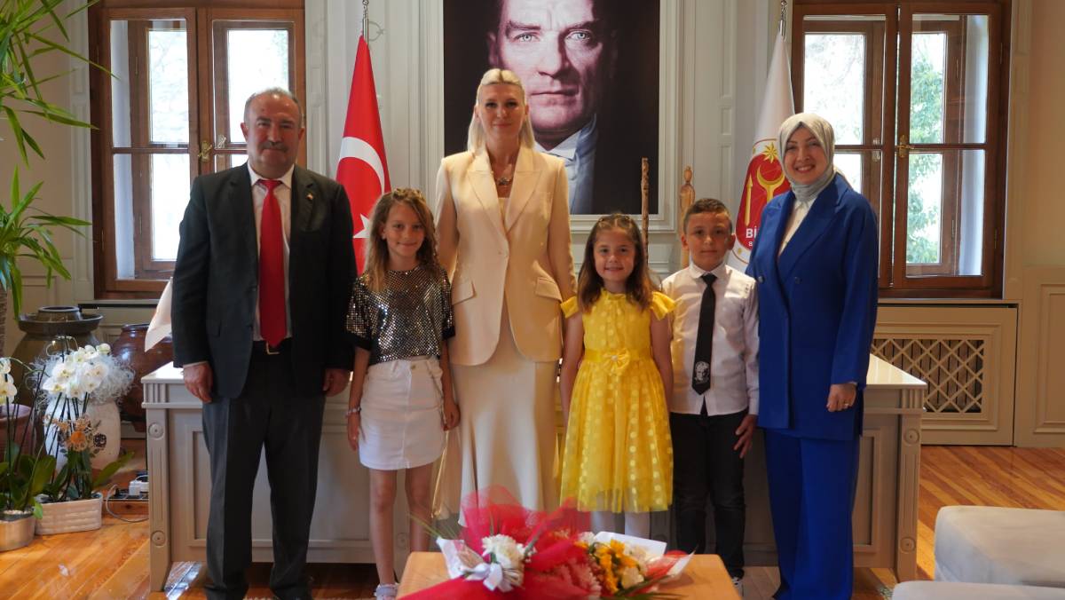 Başkan Subaşı 23 Nisan’da çocukları makamında ağırladı