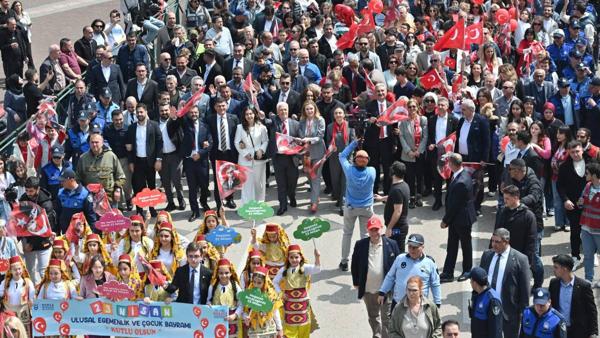 Bursa Büyükşehir’den 23 Nisan’a coşkulu kutlama