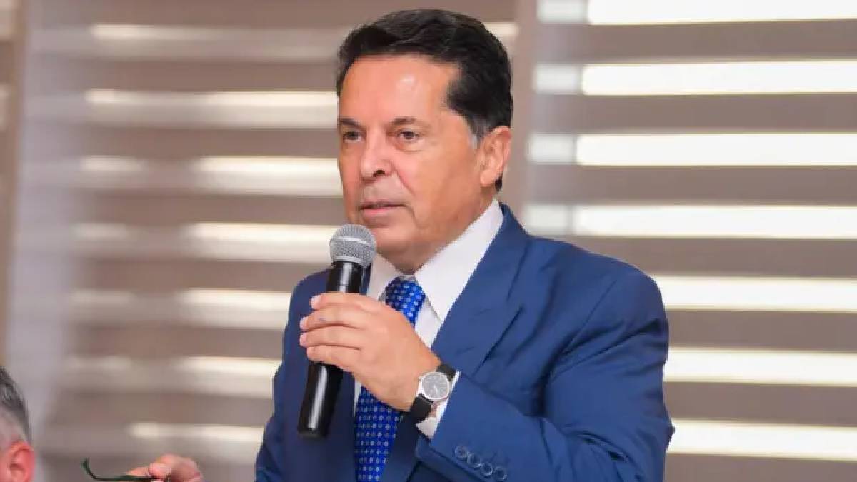 CHP’li belediye başkanı Ahmet Özer’den tepki: ‘Esenyurt’u depreme hazırlayacak kadroları cezaevine koydular’