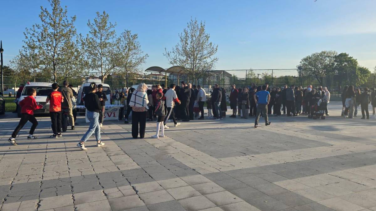 Çorlu Belediyesinden deprem sonrası vatandaşlara sıcak destek