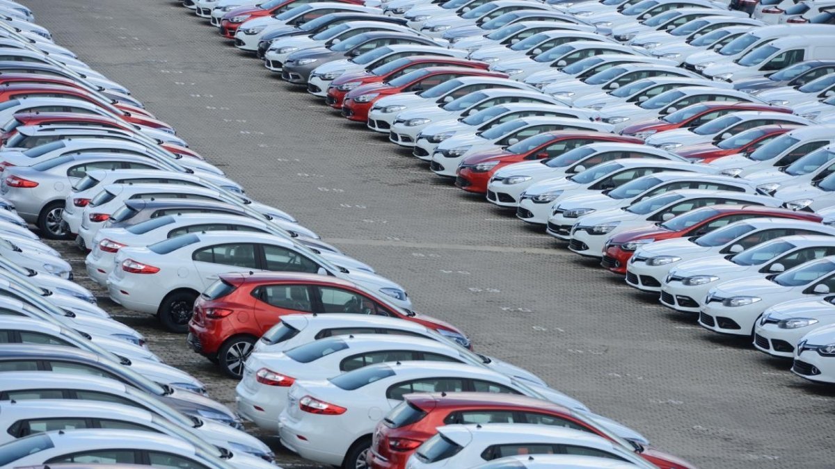 İkinci el otomobilde merak edilen modeller! Sahibine masraf çıkarmıyor: 20 yaşında hem sağlam hem uygun