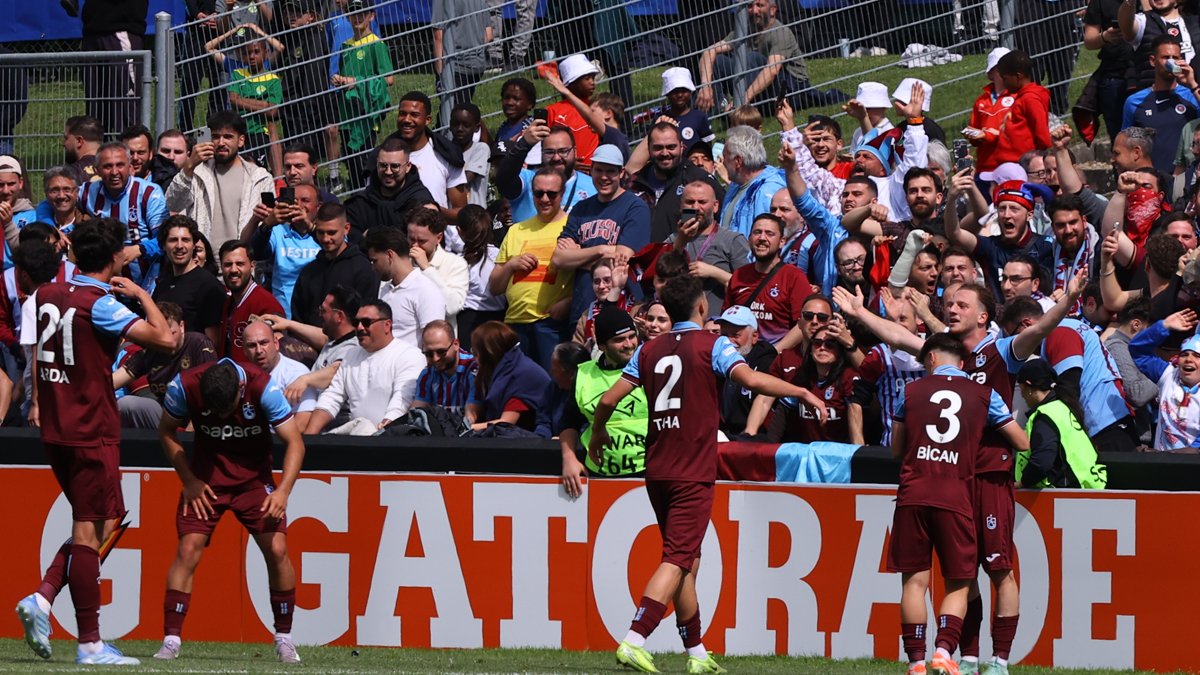 Trabzonspor U19 tarih yazdı! Namağlup şekilde finalde