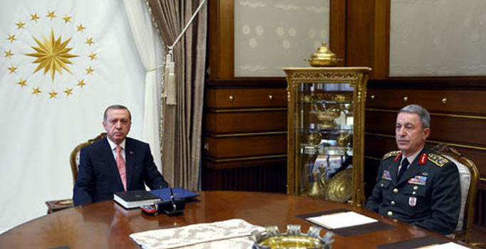 Cumhurbaşkanı Erdoğan, Hakan Fidan ve Hulusi Akar'ı kabul etti  - Son dakika haberleri