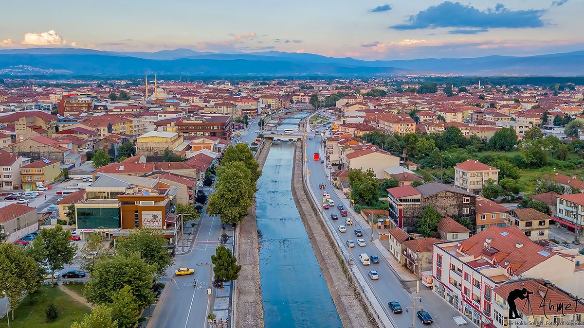 İstanbul'da geçinemeyen emekliler o kente göç ediyor! Fiyatlar yarı yarıya daha uygun