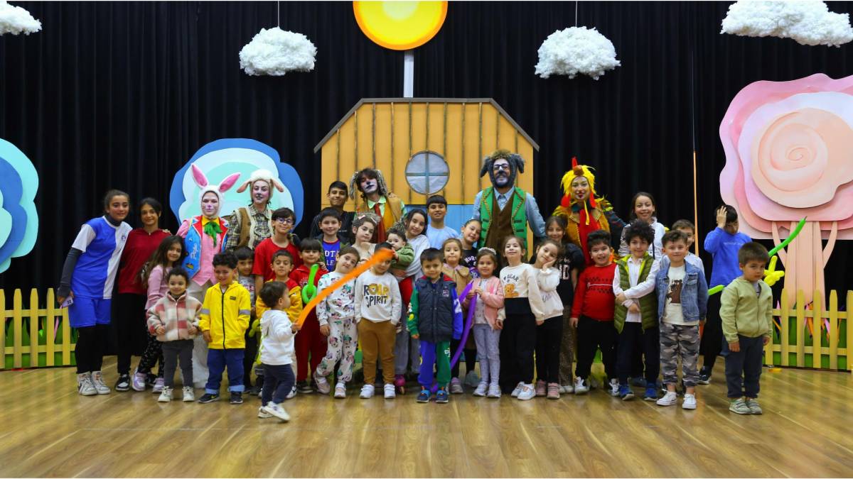 Çocuklar bayramı Karabağlar’da renkli etkinliklerle kutladı