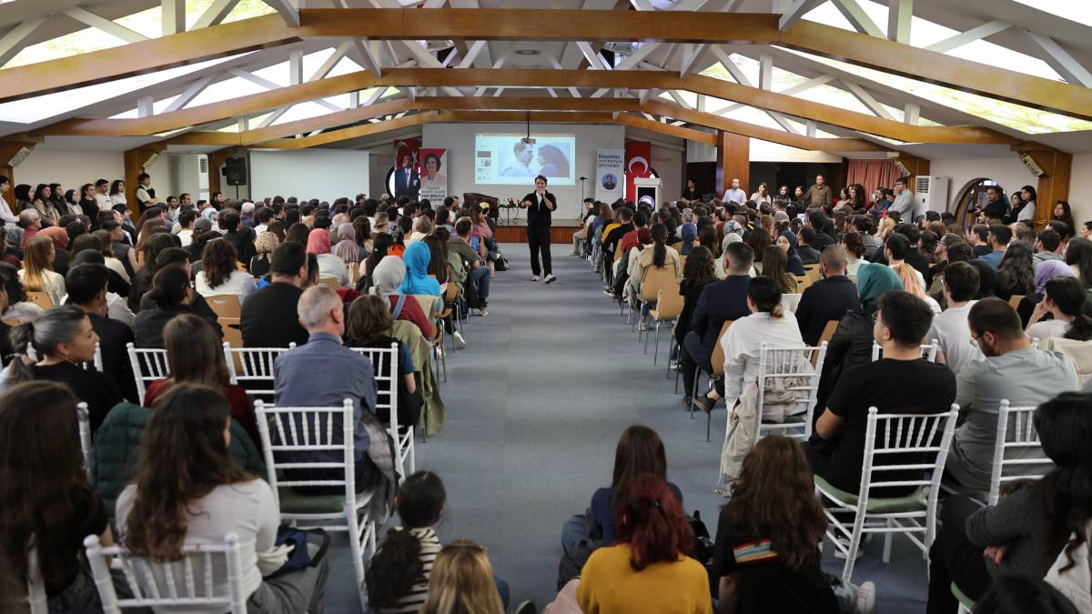 Haller Gençlik Merkezi’nde başarının anlatılmayan gerçekleri konuşuldu